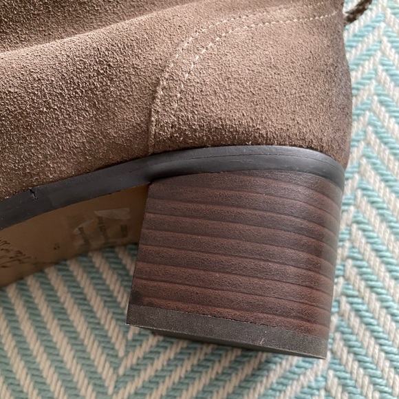 Sam Edelman Manchester Suede Lace-Up Ankle Boots - Picture 6 of 12